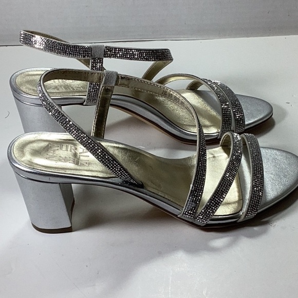 VANESSA DRESS SANDAL - Picture 6 of 11